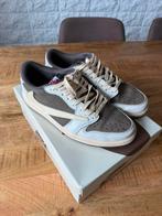 Travis Scott Jordan Reversed Mocha 45, Ophalen of Verzenden, Zo goed als nieuw, Bruin