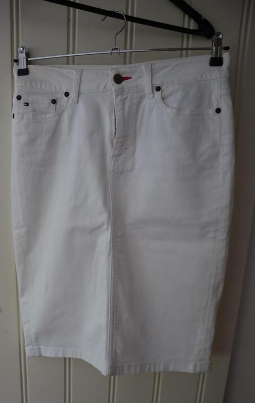 Tommy Hilfiger witte rok, Kleding | Dames, Rokken, Zo goed als nieuw, Maat 36 (S), Wit, Onder de knie, Ophalen of Verzenden