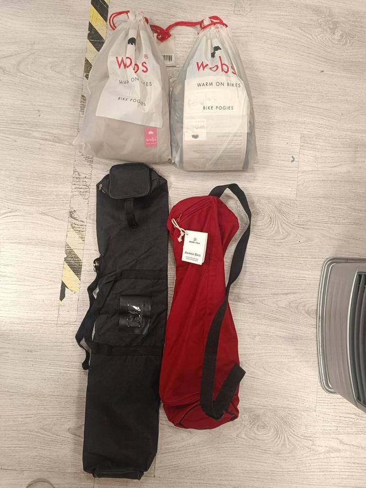 Diverse tassen en accessoires, Sieraden, Tassen en Uiterlijk, Tassen | Damestassen, Gebruikt, Ophalen of Verzenden