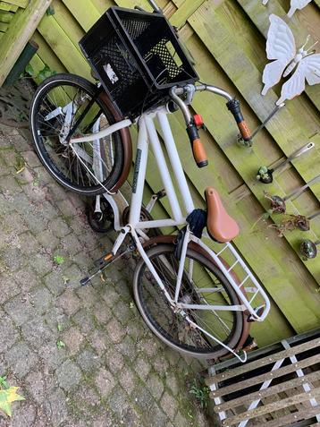 Meisjesfiets 24 inch beschikbaar voor biedingen