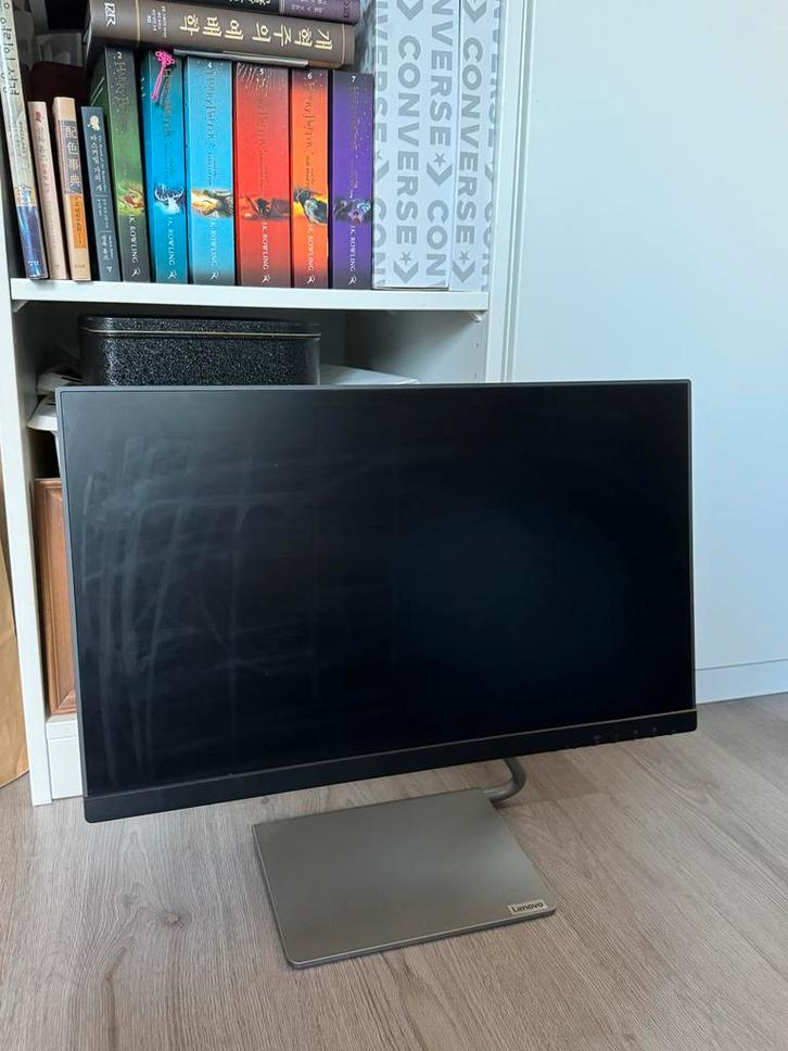 Lenovo 24 inch USB-C Monitor, Computers en Software, Monitoren, Zo goed als nieuw, 61 t/m 100 Hz, DisplayPort, HDMI, USB-C, Ingebouwde speakers