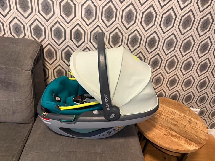 Maxi-Cosi Coral Autostoel, Kinderen en Baby's, Autostoeltjes, Zo goed als nieuw, Maxi-Cosi, 0 t/m 13 kg, Autogordel of Isofix