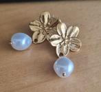 Oorbellen Floral Collectie goud/parel staal tip Moederdag, Sieraden, Tassen en Uiterlijk, Ophalen of Verzenden, Nieuw, Goud, Overige materialen