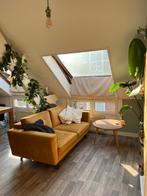 Oker gele bank, Huis en Inrichting, Banken | Bankstellen, Ophalen, Gebruikt, 150 tot 200 cm, Tweepersoons