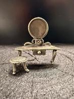 Zilveren miniatuur kaptafel, Antiek en Kunst, Ophalen of Verzenden, Zilver