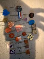 Speldjes koninklijk huis en 20 jaar vrijheid, Verzamelen, Ophalen of Verzenden, Zo goed als nieuw