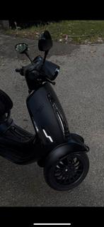 Vespa sprint, Fietsen en Brommers, Scooters | Vespa, Ophalen of Verzenden, Zo goed als nieuw
