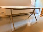 Ovaal bureau scandinavisch design Ikea, Huis en Inrichting, Ophalen of Verzenden, Zo goed als nieuw