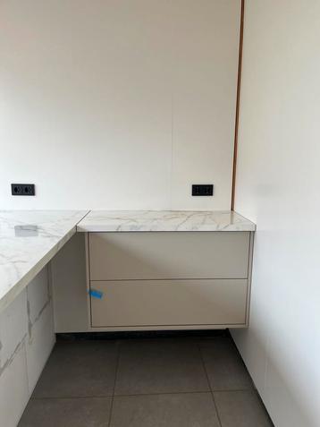 IKEA HAVBÄCK wastafelkast met lades in de kleur beige. beschikbaar voor biedingen