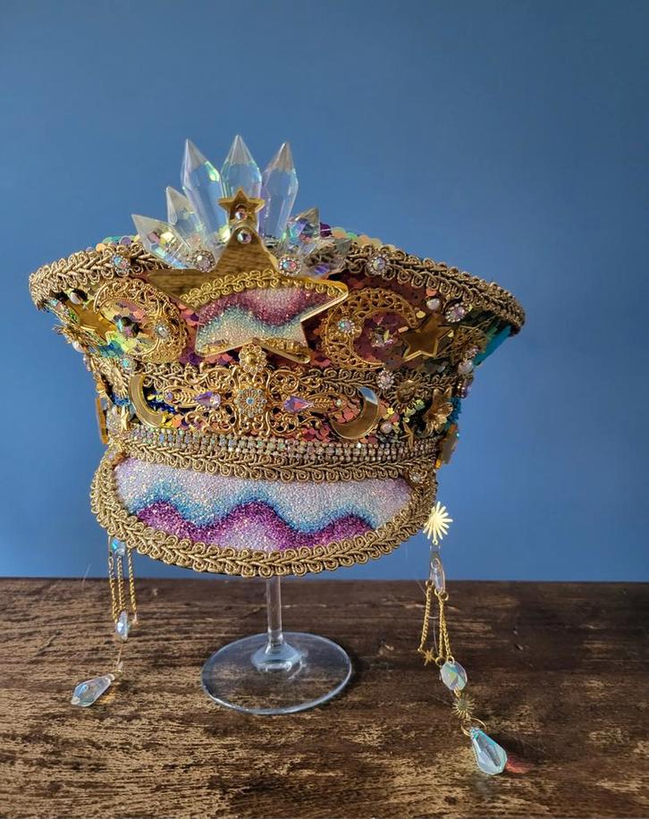 Glitterpet van LABEL11-11 /  Maat 57, Kleding | Dames, Carnavalskleding en Feestkleding, Zo goed als nieuw, Accessoires, Carnaval