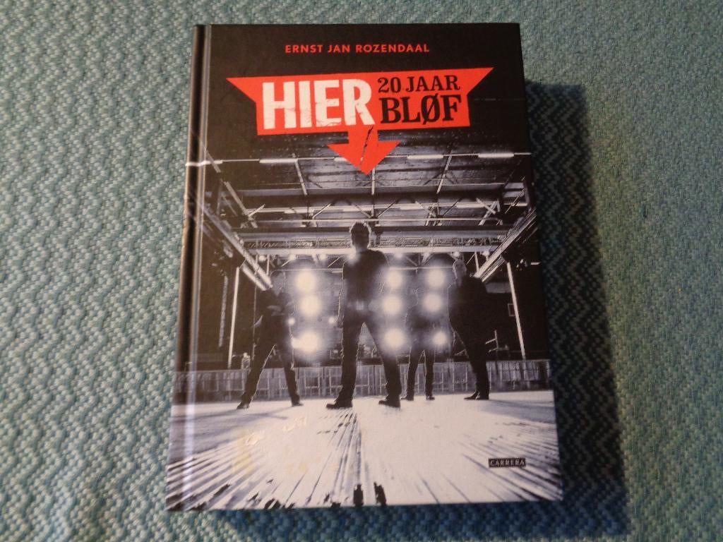 HIER 20 jaar Blöf - Ernst Jan Rozendaal, Boeken, Muziek, Artiest, Ernst Jan Rozendaal, Nieuw, Ophalen of Verzenden