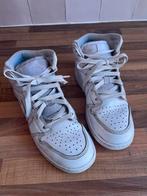 Nike jordans maat 38, Kinderen en Baby's, Ophalen of Verzenden, Zo goed als nieuw