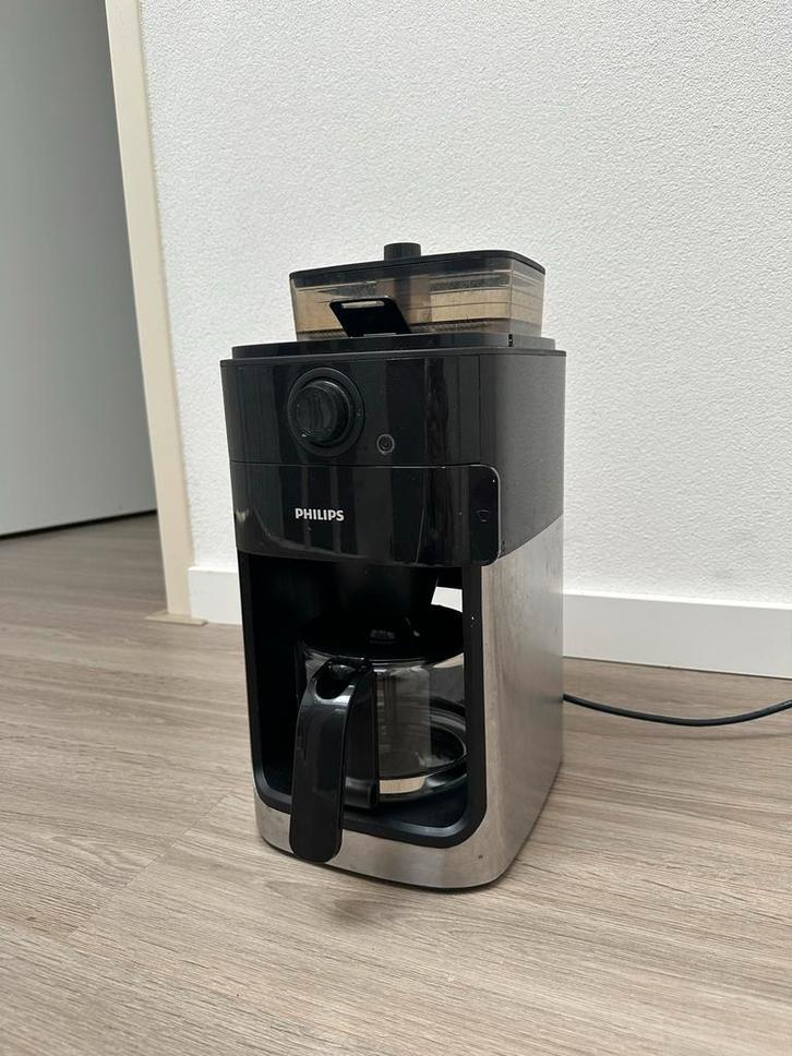 Philips Grind & Brew Koffiezetapparaat - HD7765, Witgoed en Apparatuur, Koffiezetapparaten, Gebruikt, Koffiebonen, Koffiemachine