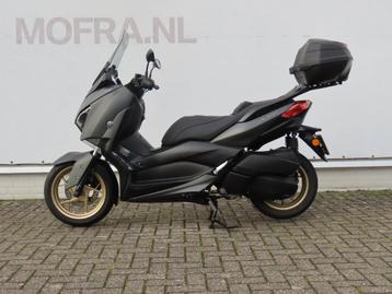 Yamaha XMAX 300 Tech MAX ABS (bj 2020) beschikbaar voor biedingen