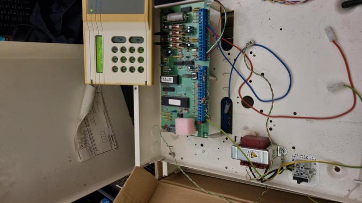 Aritech alarmsysteem CD34 v6.08, Doe-het-zelf en Verbouw, Alarmsystemen, Gebruikt, Overige typen, Overige soorten, Ophalen of Verzenden