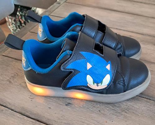 Sonic sneakers maat 30, Kinderen en Baby's, Kinderkleding | Schoenen en Sokken, Gebruikt, Schoenen, Jongen, Ophalen of Verzenden