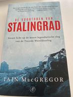 Iain MacGregor - De vuurtoren van Stalingrad, Ophalen of Verzenden, Zo goed als nieuw, Iain MacGregor