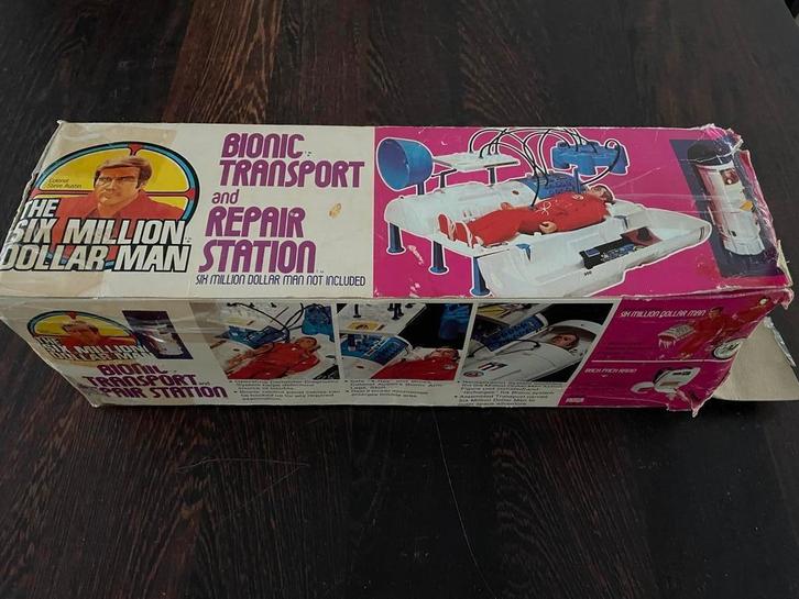 Man van 6 miljoen + station/raket, Verzamelen, Speelgoed, Gebruikt, Ophalen of Verzenden