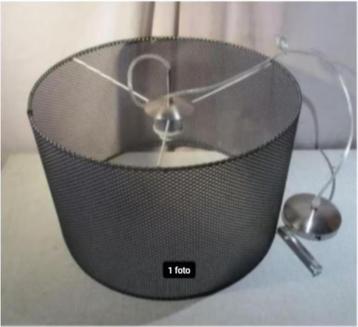 Prachtige Nieuwe Moderne Hanglamp - 29H en 45D beschikbaar voor biedingen