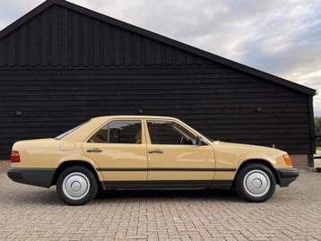 Mercedes-Benz 200 D 76.000km in nieuwstaat beschikbaar voor biedingen