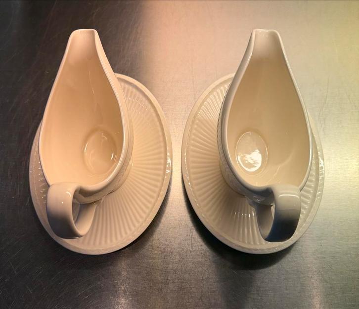 Wedgwood Edmé porseleinen servies, Huis en Inrichting, Keuken | Servies, Zo goed als nieuw, Overige typen, Effen, Aardewerk, Ophalen of Verzenden