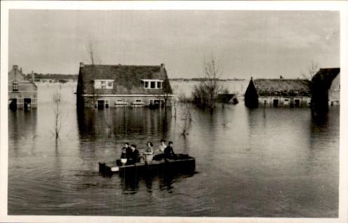 Overstroming met boot, Verzamelen, Ansichtkaarten | Nederland, Ongelopen, Zeeland, Voor 1920, Ophalen of Verzenden
