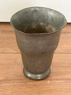 Vaasje/ beker tin 13 cm hoog, Ophalen of Verzenden