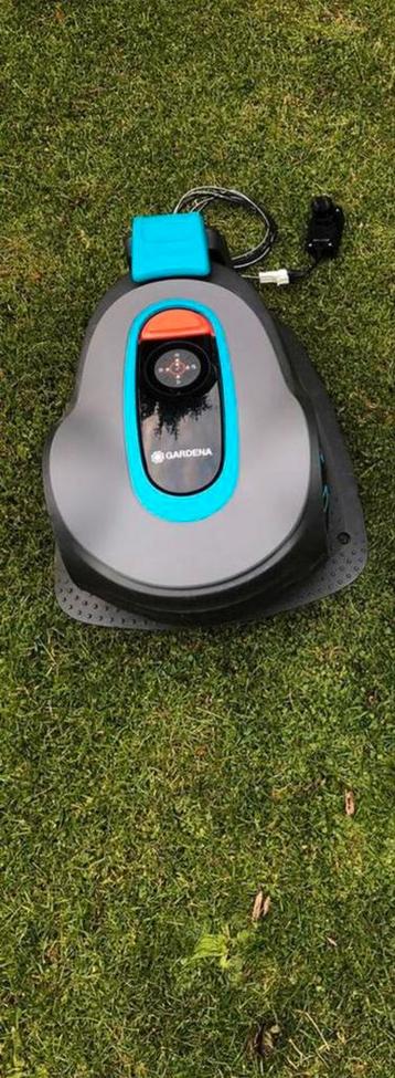 Gardena Minimo 250 robotmaaier met toebehoren beschikbaar voor biedingen