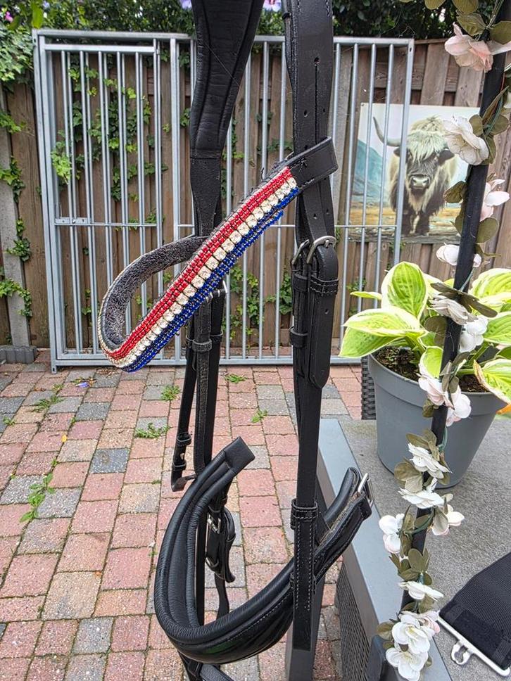 SD Design hoofdstel, Dieren en Toebehoren, Paarden en Pony's | Hoofdstellen en Tuigage, Zo goed als nieuw, Dressuur, Ophalen of Verzenden
