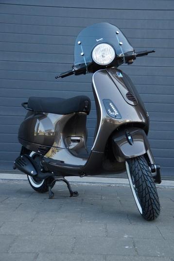 Supermooie vespa lx50 4t  beschikbaar voor biedingen