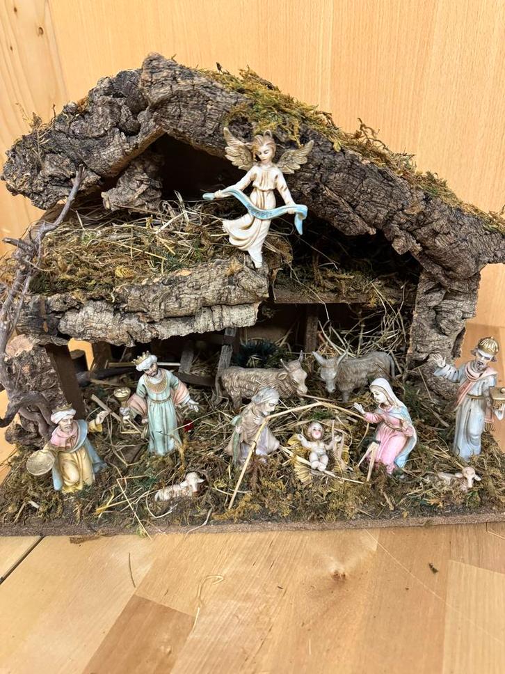 Kerststal met figuren, Diversen, Kerst, Gebruikt, Verzenden