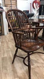 Engelse eetkamerstoelen, Ophalen