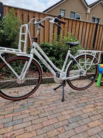 Gazelle Moederfiets - Wit met Bruine Details beschikbaar voor biedingen
