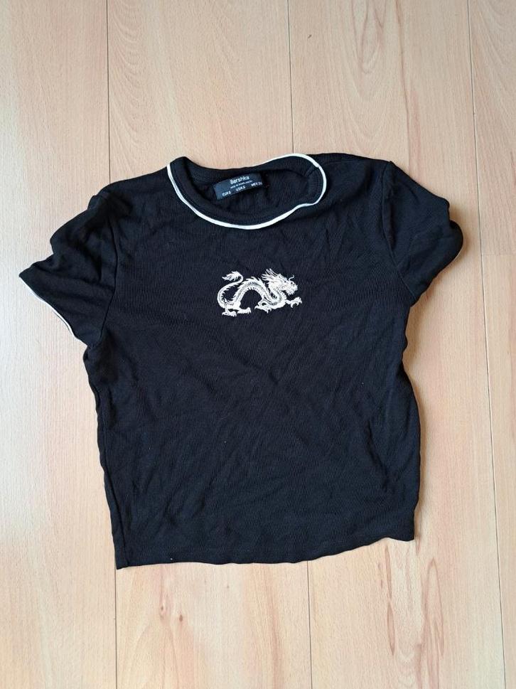 Bershka T-shirt (maat 34), Kleding | Dames, T-shirts, Gedragen, Maat 34 (XS) of kleiner, Zwart, Korte mouw, Ophalen of Verzenden