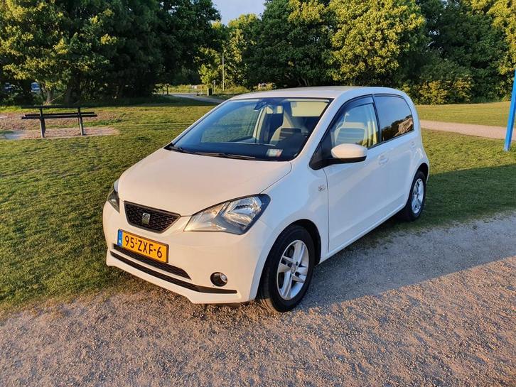 Seat Mii 1.0 44KW 2013 Wit, Auto's, Seat, Particulier, Mii, ABS, Airbags, Airconditioning, Boordcomputer, Centrale vergrendeling