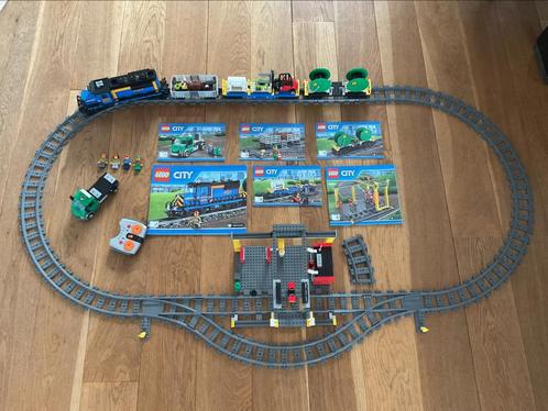 Lego city goederentrein 60052 complete set vrachttrein, Kinderen en Baby's, Speelgoed | Duplo en Lego, Gebruikt, Ophalen
