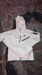 Nike tech fleece white, Kleding | Dames, Ophalen, Zo goed als nieuw
