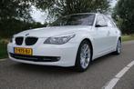 Bomvolle BMW 550i | 2008 | Wit | FULL OPTIONS! | YOUNGTIMER, Automaat, Achterwielaandrijving, 8 cilinders, 4799 cc