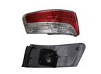 Achterlicht Links Toyota Avensis T27 Sedan LED, Ophalen of Verzenden, Gebruikt, Toyota