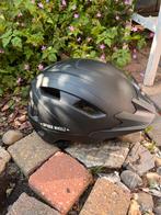 2 Fietshelmen z.g.a.n. - Klein Prijsje!, Fietsen en Brommers, Ophalen of Verzenden, Zo goed als nieuw, Overige maten, Heer of Dame