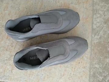 NIEUWE SNEAKERS merk: MEXX maat 39 beschikbaar voor biedingen