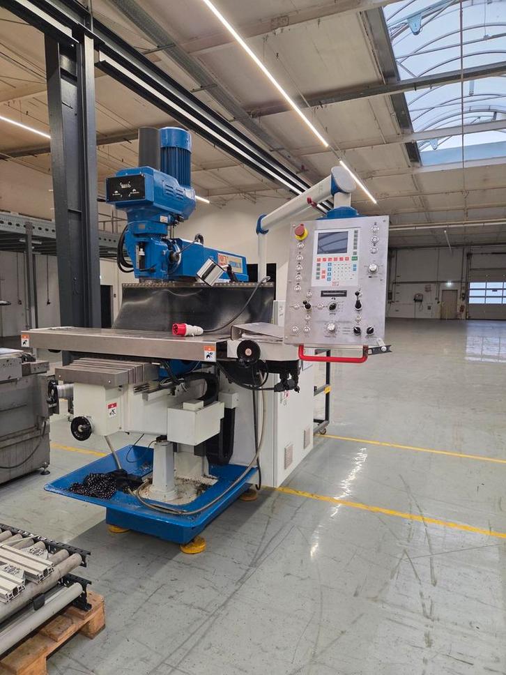 KNUTH Servomill 700 freesmachine, Doe-het-zelf en Verbouw, Gereedschap | Freesmachines, Ophalen of Verzenden