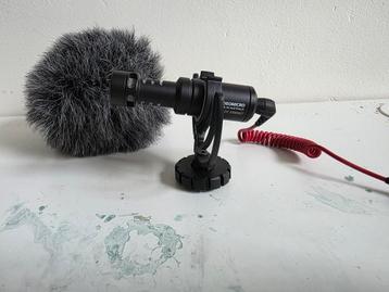 Rode microfoon + windkap beschikbaar voor biedingen