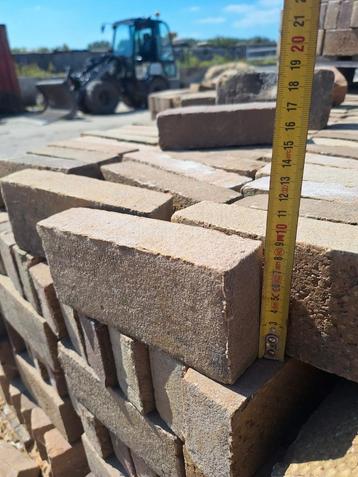Gebruikte Waaltjes - Perfect voor Tuin & Bestrating beschikbaar voor biedingen