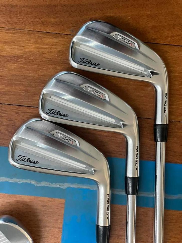 Titleist T100 ijzerset (4-Pw), Sport en Fitness, Golf, Zo goed als nieuw, Set, Ophalen of Verzenden