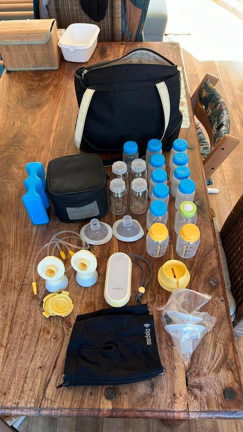 Medela freestyle flex kolfapparaat incl bewaarflesjes, Kinderen en Baby's, Babyvoeding en Toebehoren, Gebruikt, Borstkolf, Ophalen of Verzenden