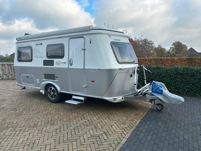 Eriba Touring 542  "60 Edition" uit 2018, Caravans en Kamperen, Caravans, Particulier, tot en met 3, Standaardzit, Eriba, Lengtebed