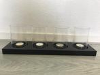 Zwart houten plateau met 4 glazen voor waxinelichtjes of zo, Minder dan 25 cm, Kandelaar, Zo goed als nieuw, Hout