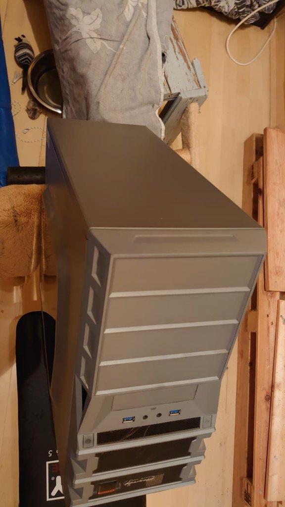 Sharkoon Pc-behuizing, Computers en Software, Computerbehuizingen, Gebruikt, Ophalen of Verzenden