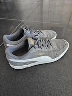 Puma Sneakers Caracal SD maat 44, Puma, Overige kleuren, Ophalen of Verzenden, Sneakers of Gympen